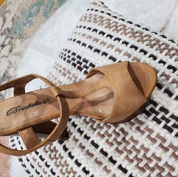 High heels - Picture 9 of 11